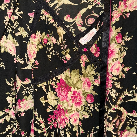 Oscar de la Renta:Three Piece Pajama Set: Robe, Pants & Matching Camisole SMALL - Picture 3 of 15